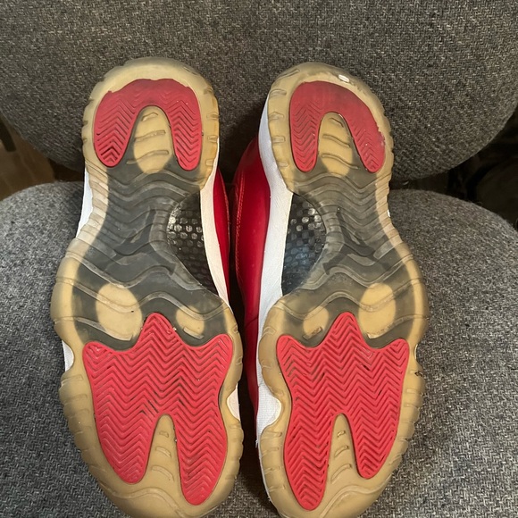 Air Jordan 11 Gym Red - Picture 5 of 5